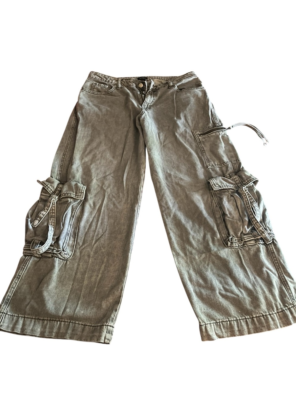 Wild Fable Light Gray Jeans with zip pockets. Wide leg  Size 12